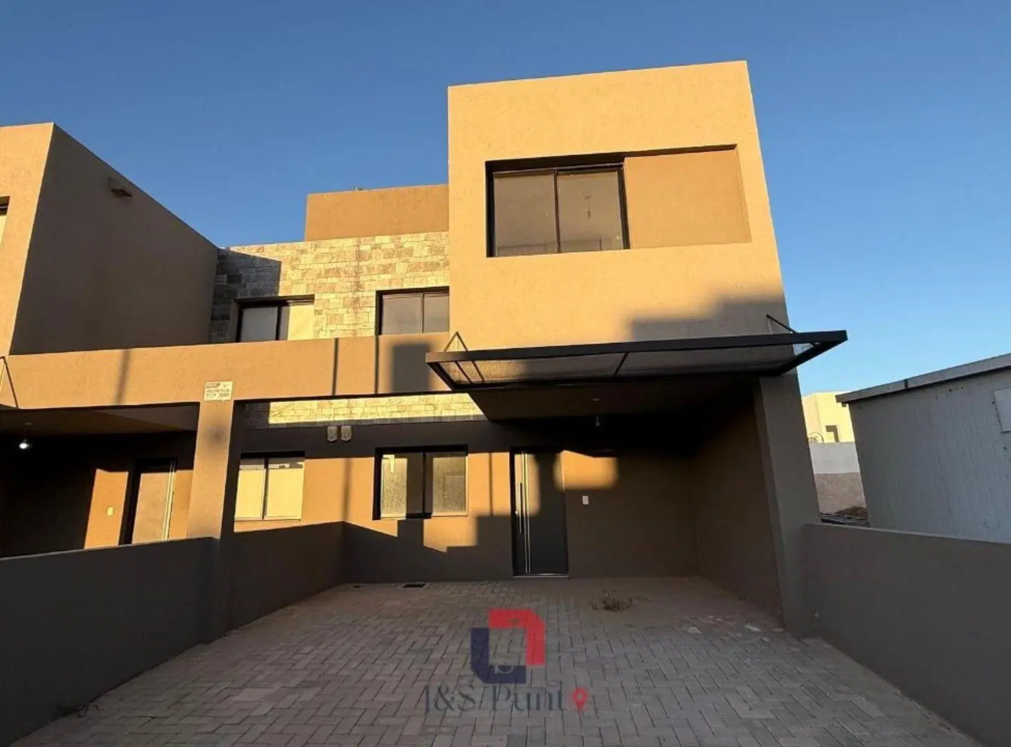 Duplex en Rincones de Manantiales 3