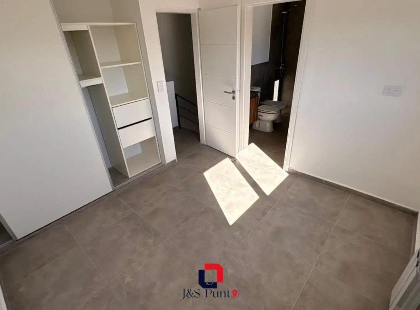 Duplex en Docta Avenida 8