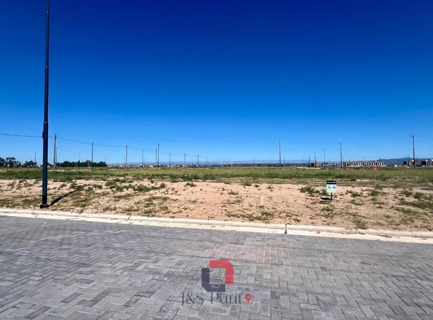 LOTE EN ABRAS DE MANANTIALES