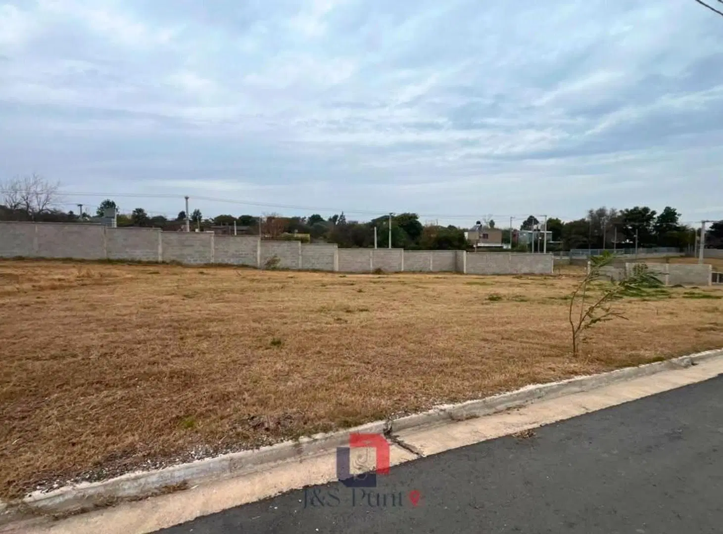 Lote en Rivera Indarte 3