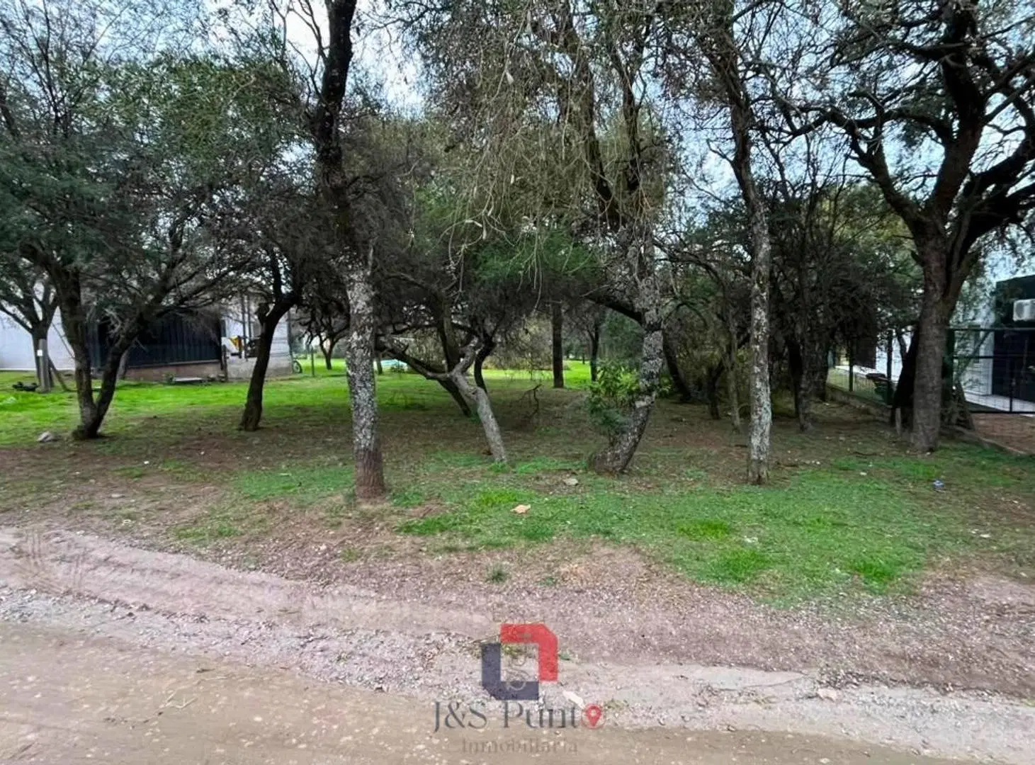 Venta Lote en Valle del Golf 4