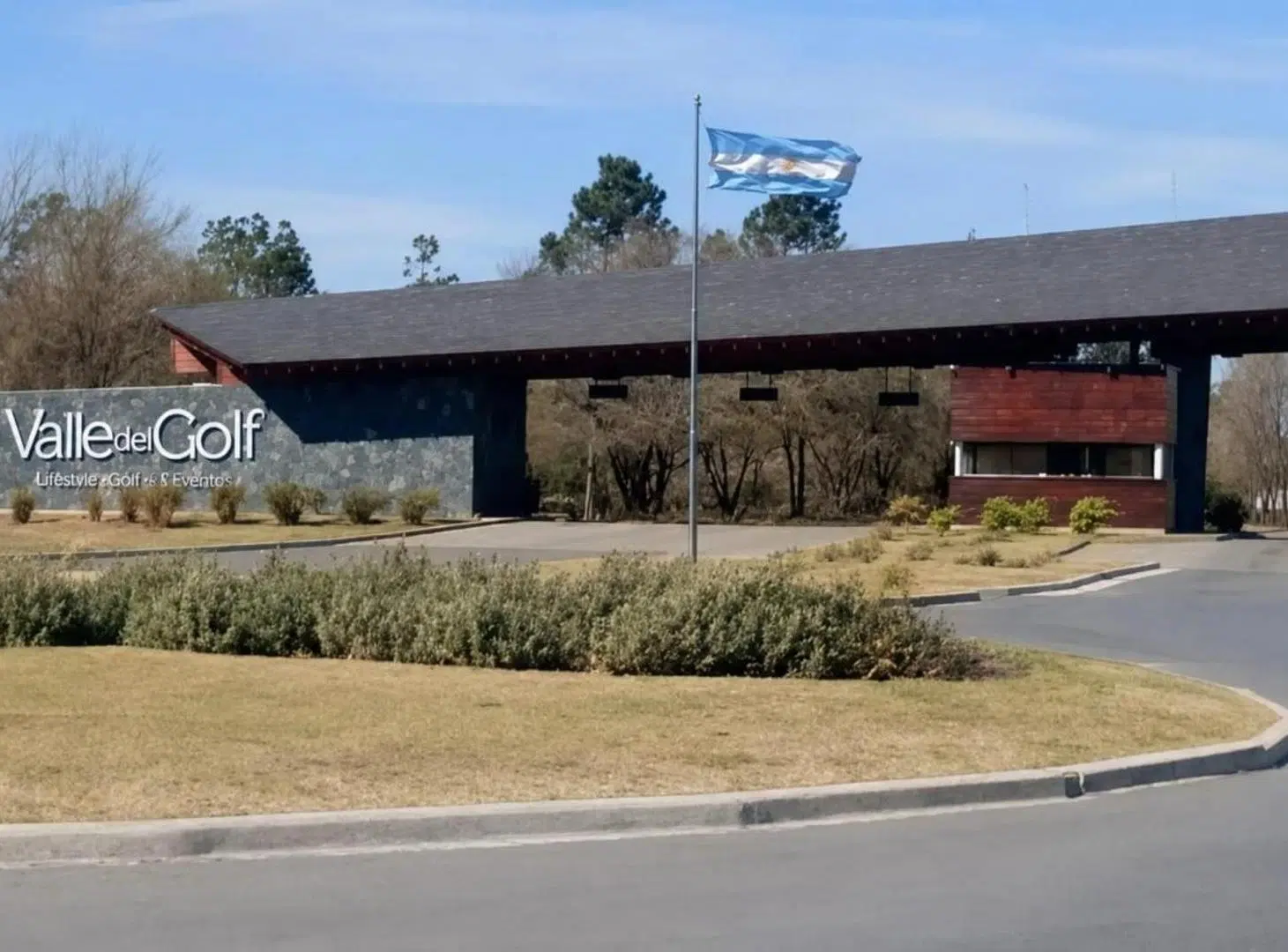 Venta Lote en Valle del Golf 5