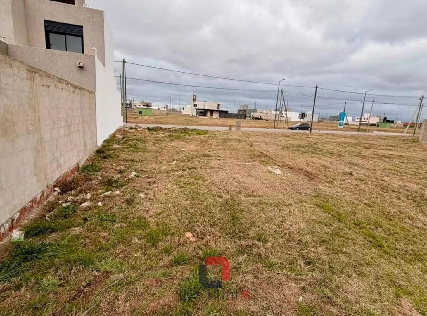 LOTE EN PAMPAS DE MANANTIALES 5