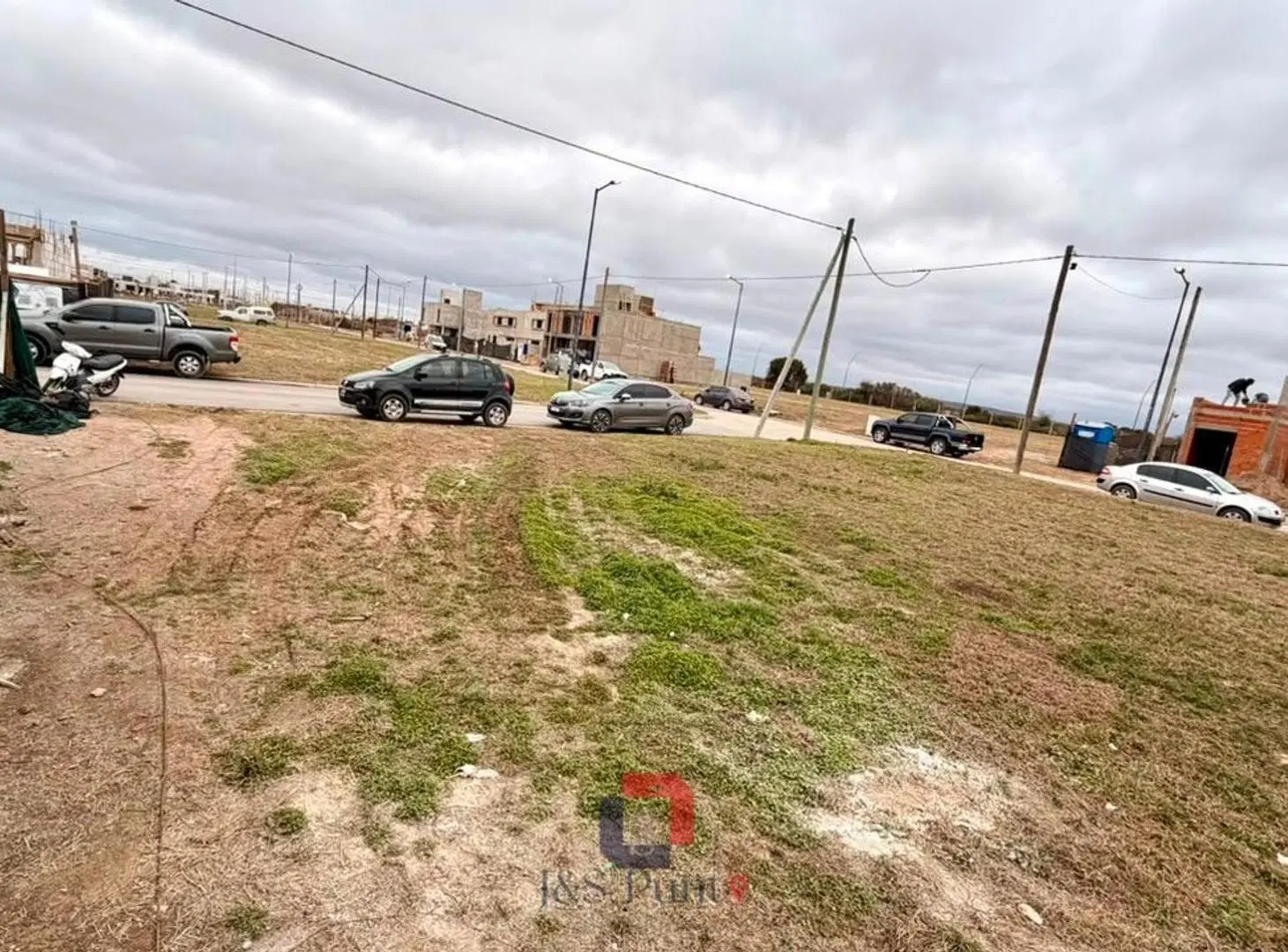 LOTE EN CAMPOS DE MANANTIALES (apto duplex) 8