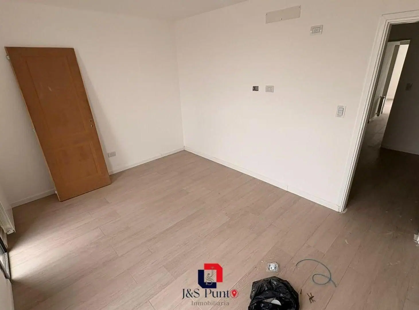 Duplex en Docta Avenida 8