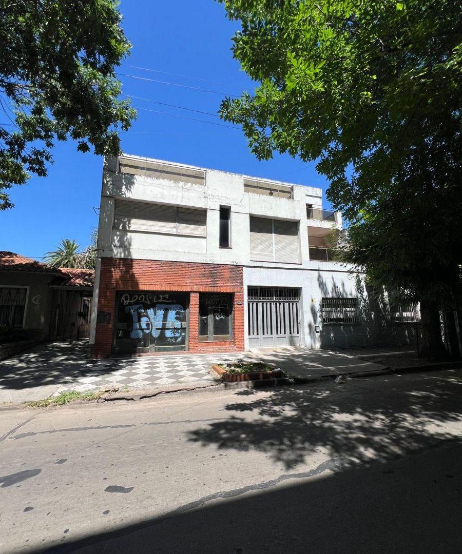 DEPARTAMENTO 3 DORMITORIOS! ZONA CENTRICA MONTE GRANDE, IDEAL FLIPPING