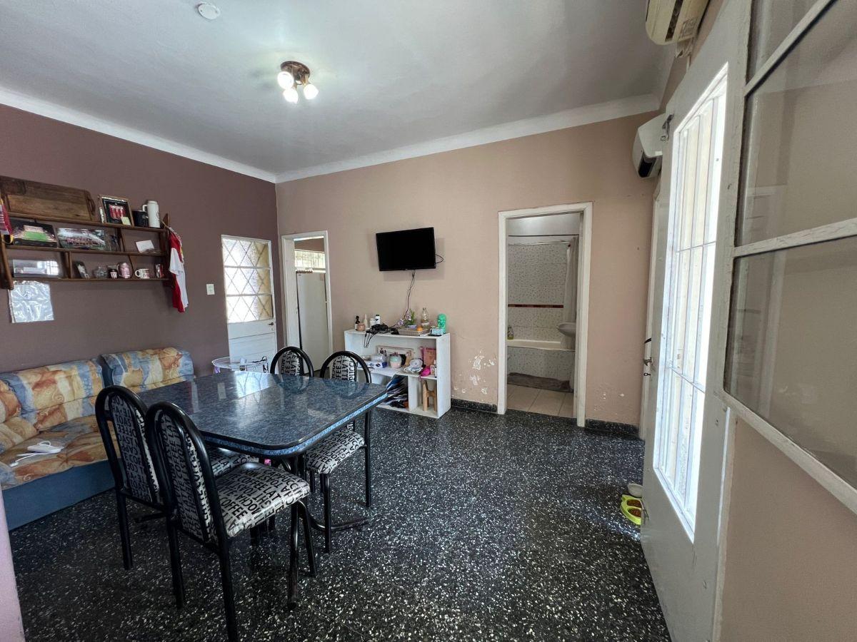 Foto de Departamento 75mts cubiertos, a metros de la plaza de Monte Grande, imagen 2