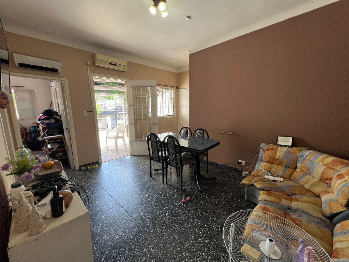 Foto de Departamento 75mts cubiertos, a metros de la plaza de Monte Grande, imagen 1