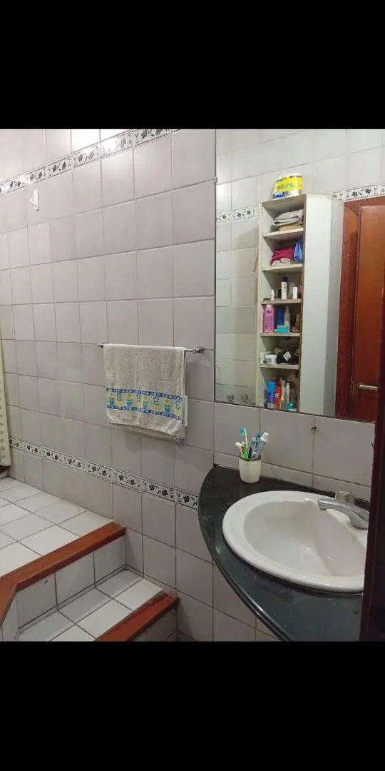 A 300m Av.Mitre y Centro, Casa en esquina 4 amb. Ideal inversor, Familia o emprendimiento. 8