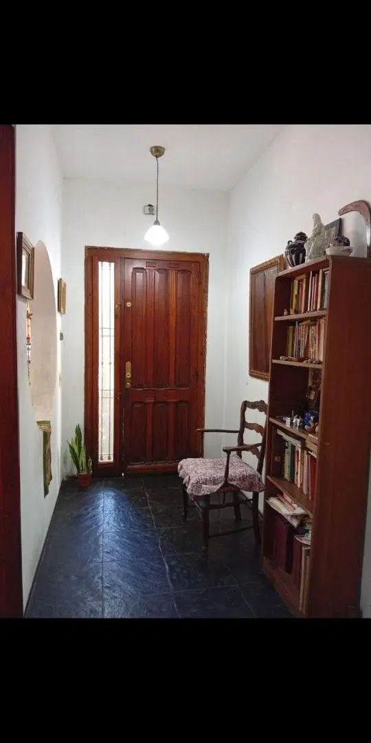 A 300m Av.Mitre y Centro, Casa en esquina 4 amb. Ideal inversor, Familia o emprendimiento. 2