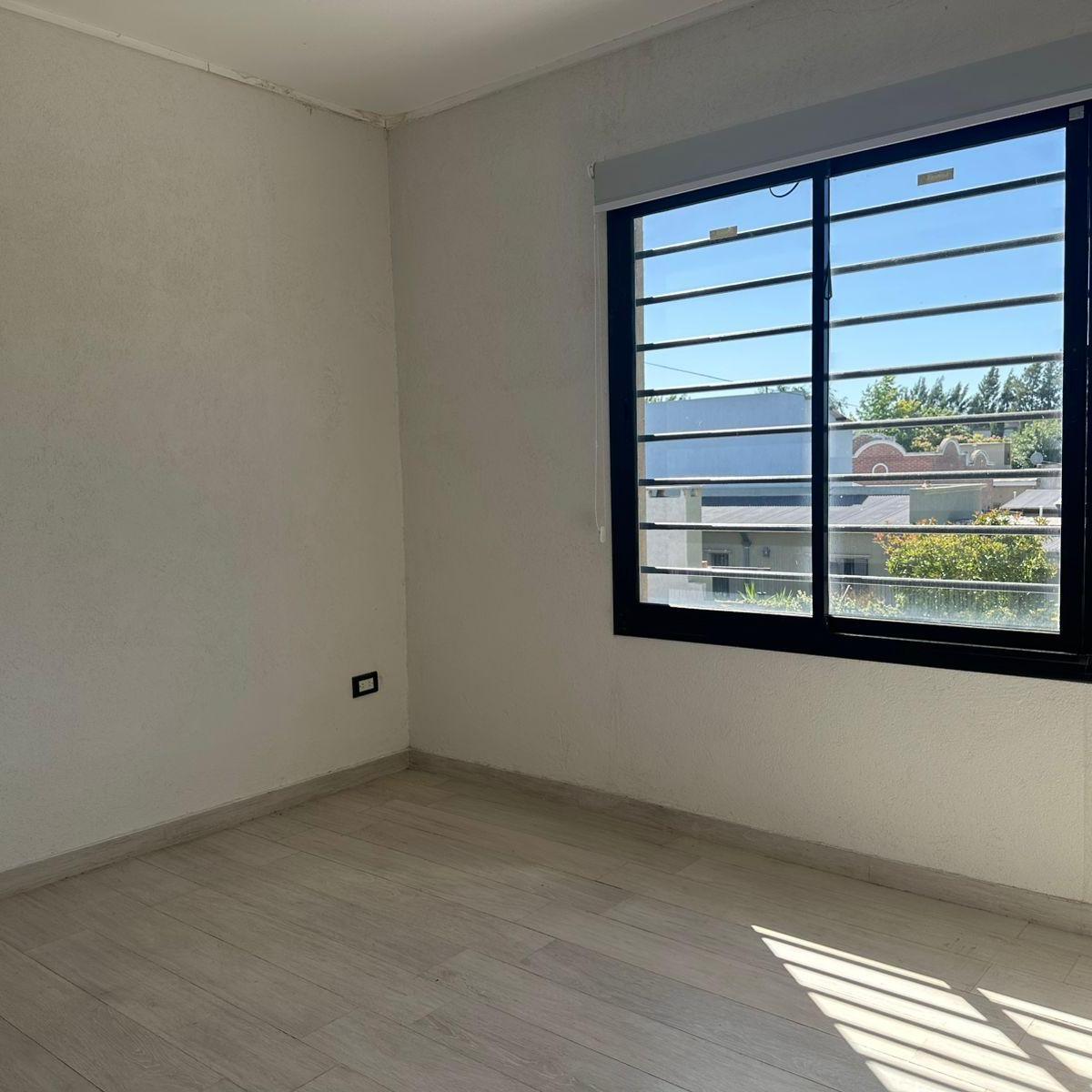 Venta Casa Tipo Duplex 3 Ambientes en Cañuelas 4