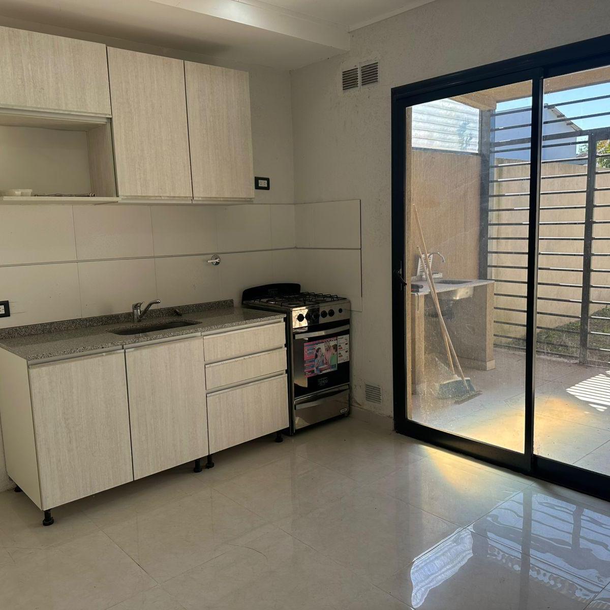 Venta Casa Tipo Duplex 3 Ambientes en Cañuelas 1