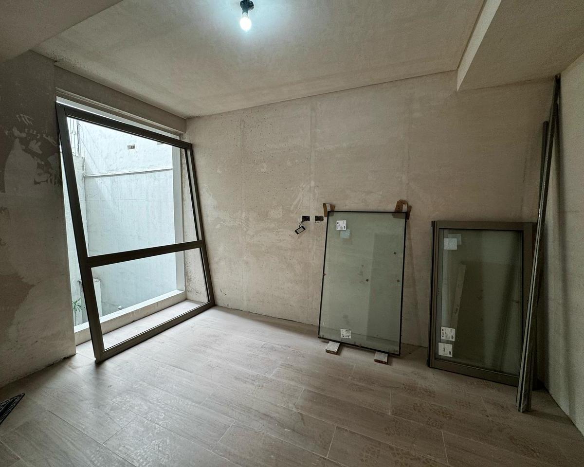Palermo Departamento de 3 Ambientes con Patio en Venta 1