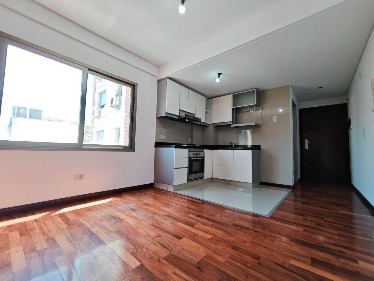 Venta Monoambiente de Categoría en Moreno