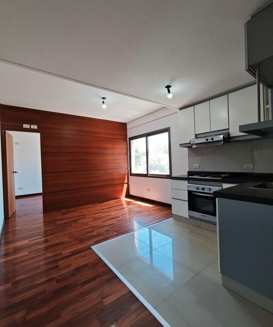 Foto de Venta Monoambiente de Categoría en Moreno, imagen 3