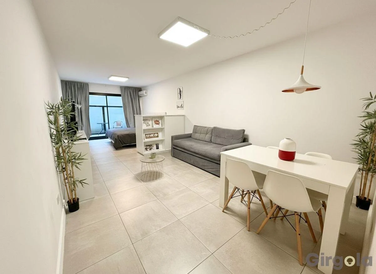 Foto de Venta monoambiente amoblado con patio en San Nicolás, imagen 4