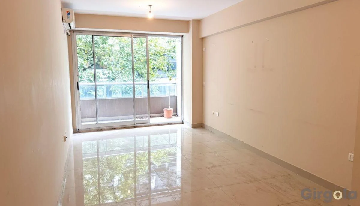Venta departamento monoambiente con balcón y pileta en Belgrano Apto crédito