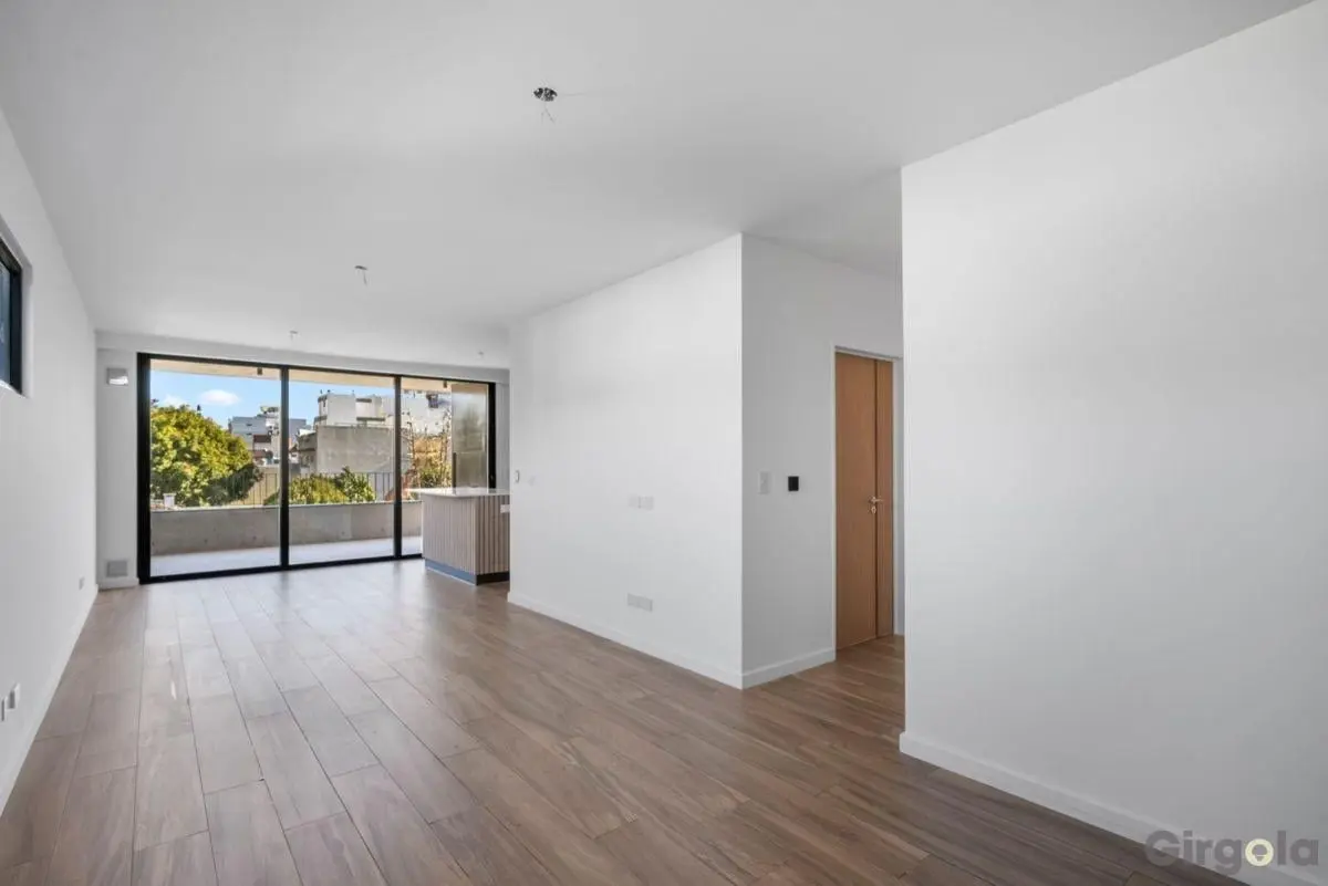Venta departamento 4 ambientes con balcón y parrilla en Villa Devoto con cochera 3