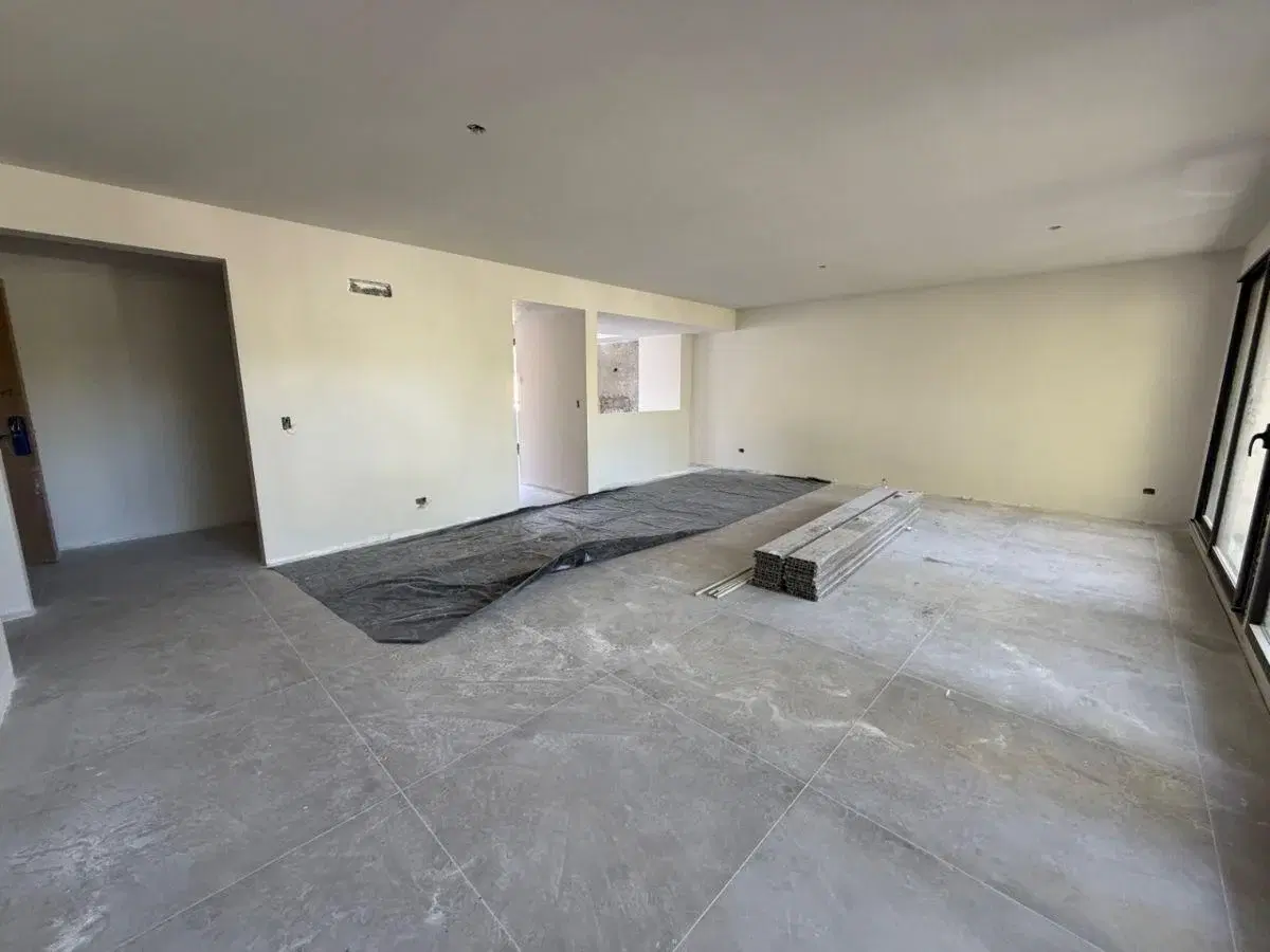 Venta departamento 4 ambientes en Devoto con Cochera 5