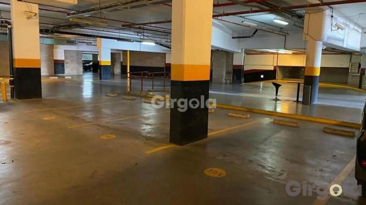 Cochera cubierta en Zencity Puerto Madero en Alquiler