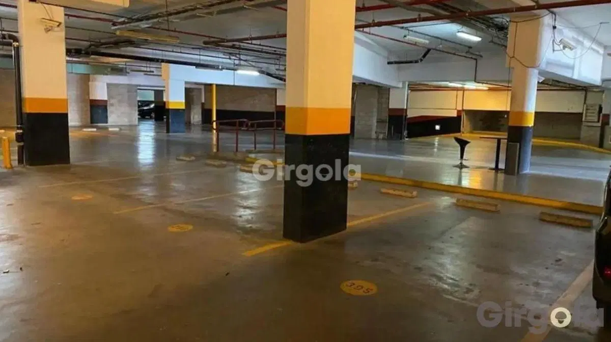 Cochera doble cubierta en Zencity Puerto Madero en Alquiler 1