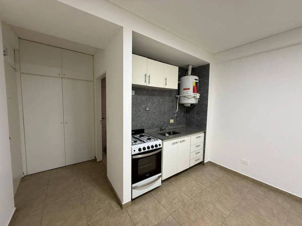 Monoambiente en alquiler en Villa Urquiza 3