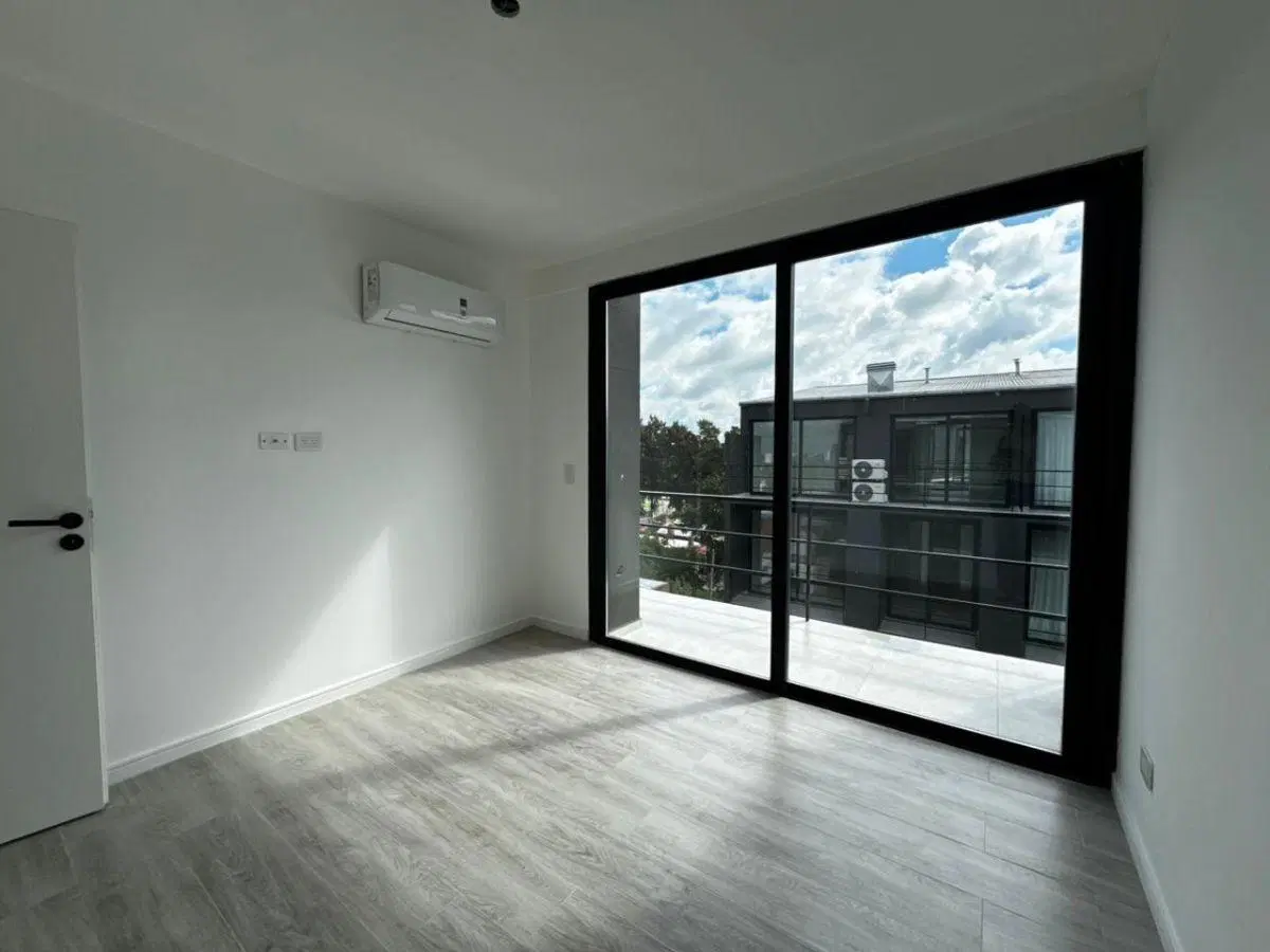 Venta de Departamento 3 ambientes en Tigre 1