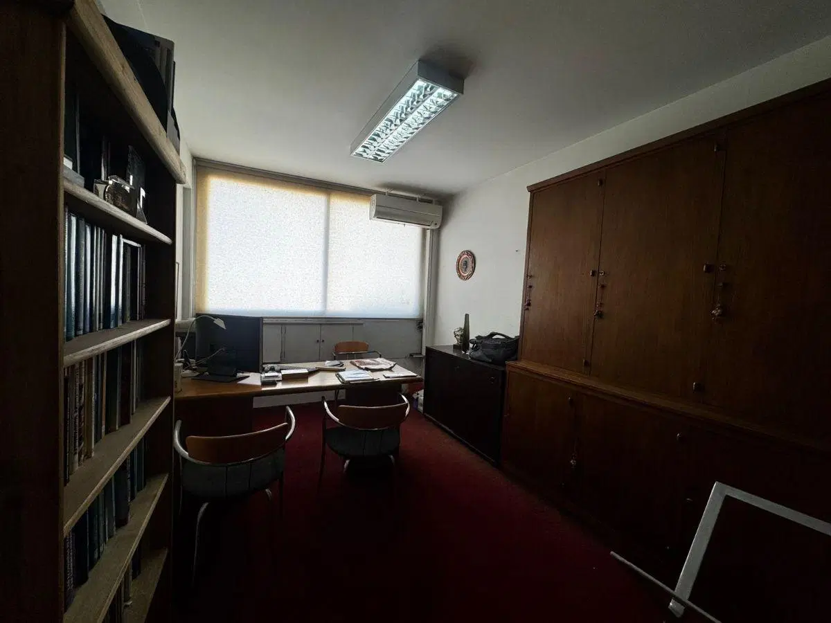 Venta de Oficina dos ambientes en Almagro 2