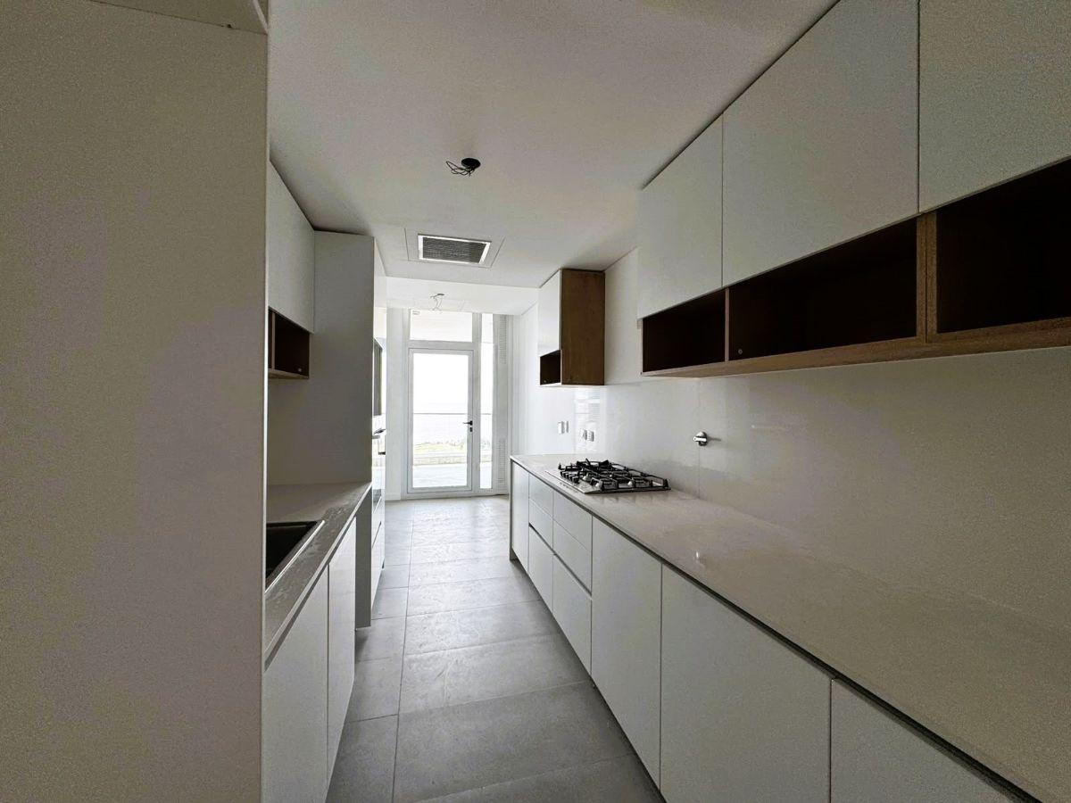 Foto de Venta departamento de 4 ambientes en Infinity Towers, Vicente Lopez, imagen 4