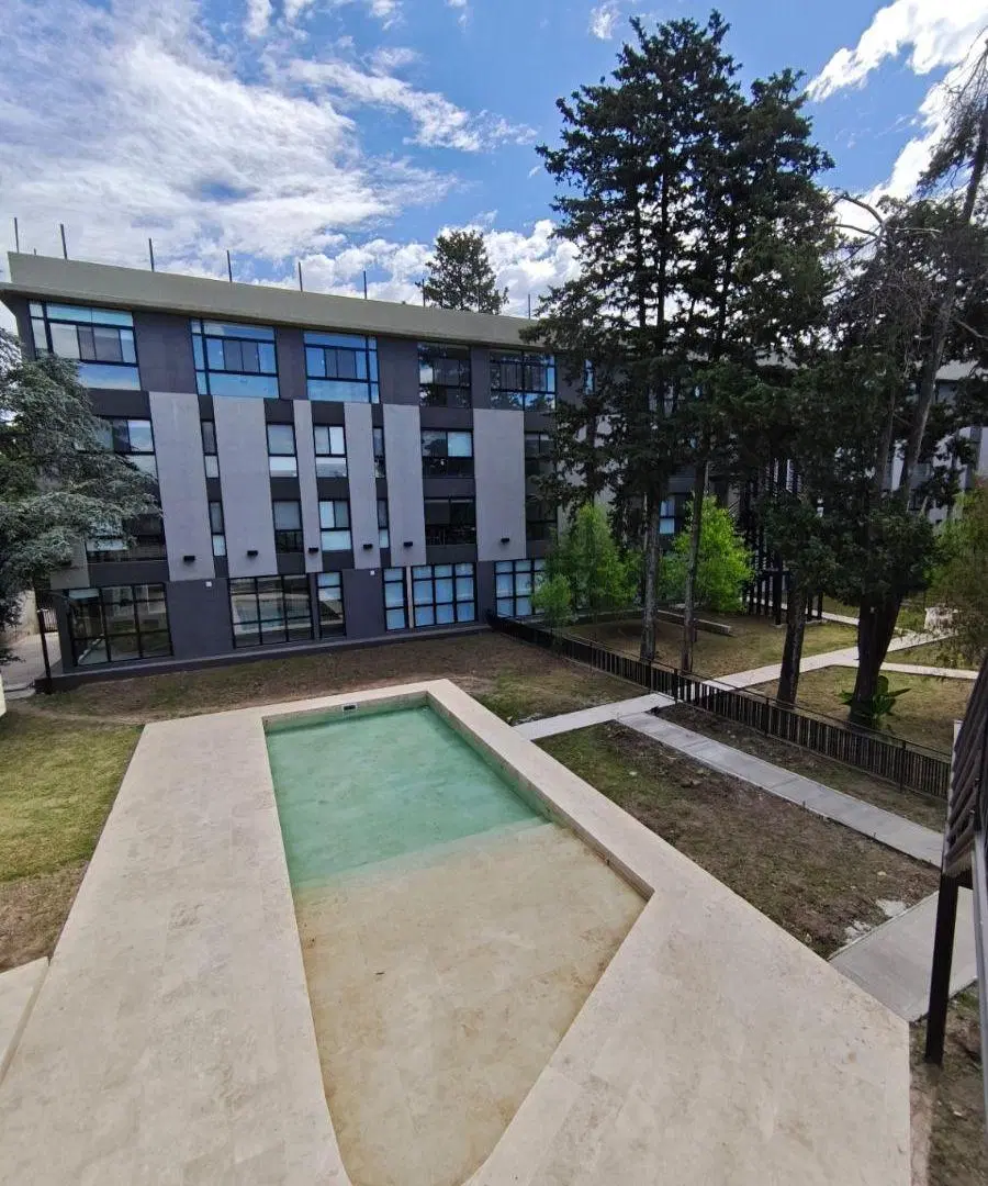 Departamento en alquiler en Moreno 8
