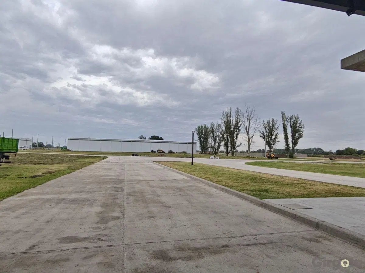 Terreno en venta Moreno 6