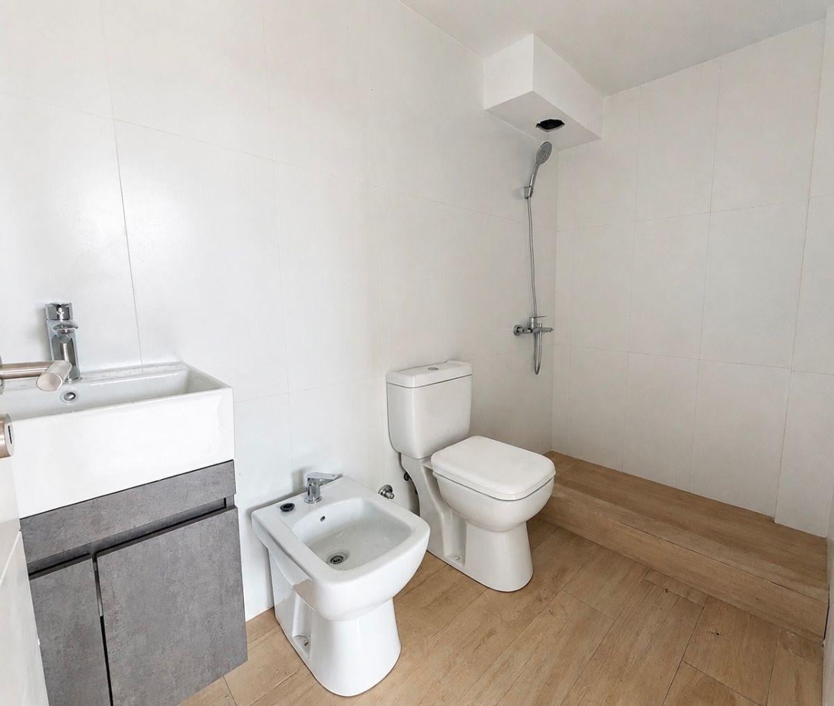 Foto de Departamento en venta 2 ambientes en Coghlan, imagen 3