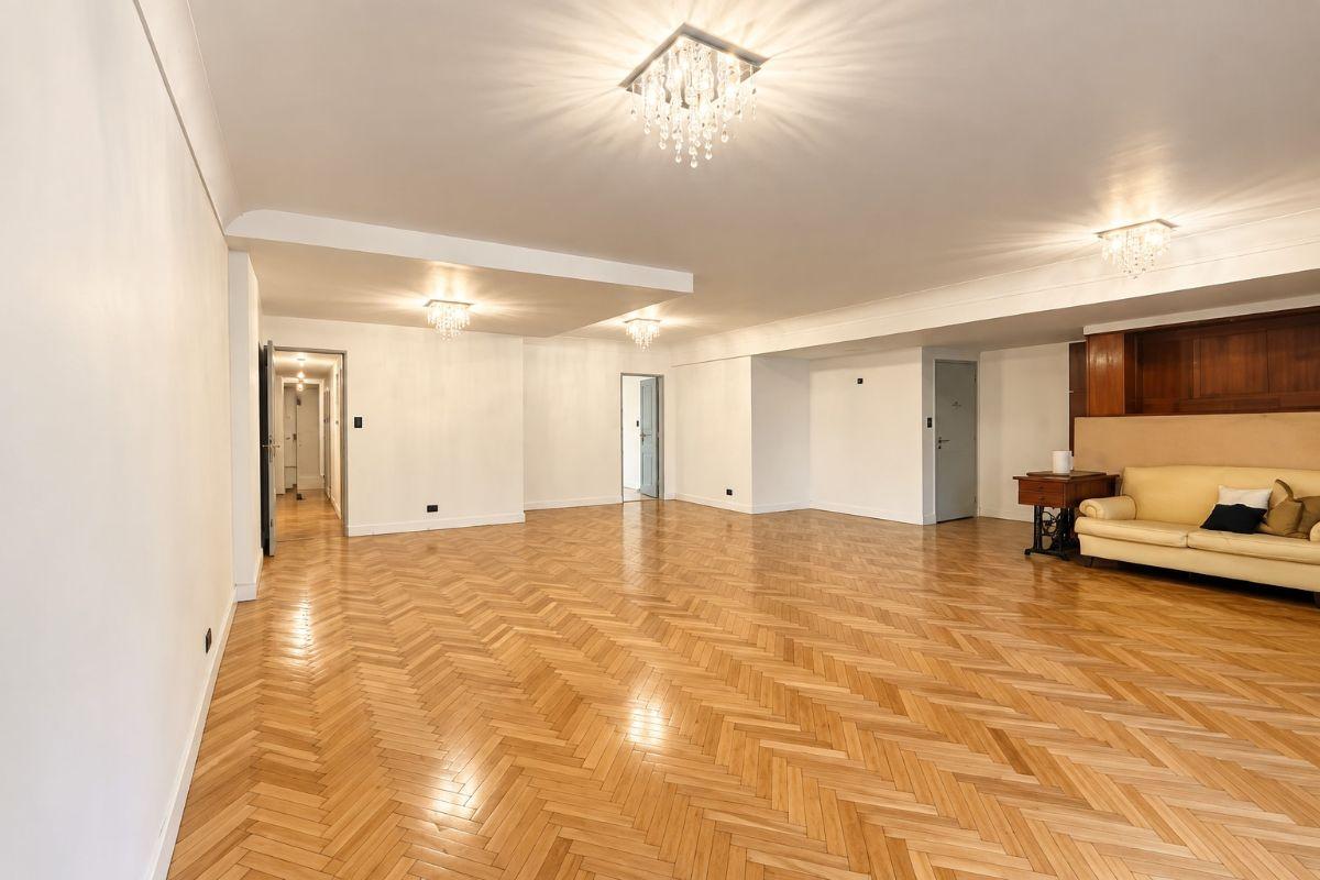 Foto de Departamento en venta tres ambientes con cochera Belgrano, imagen 1