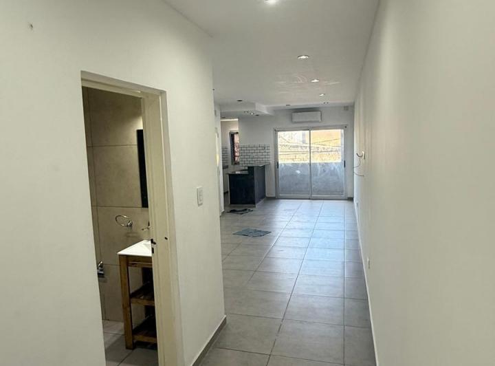 Departamento en Alquiler en Berisso. 3
