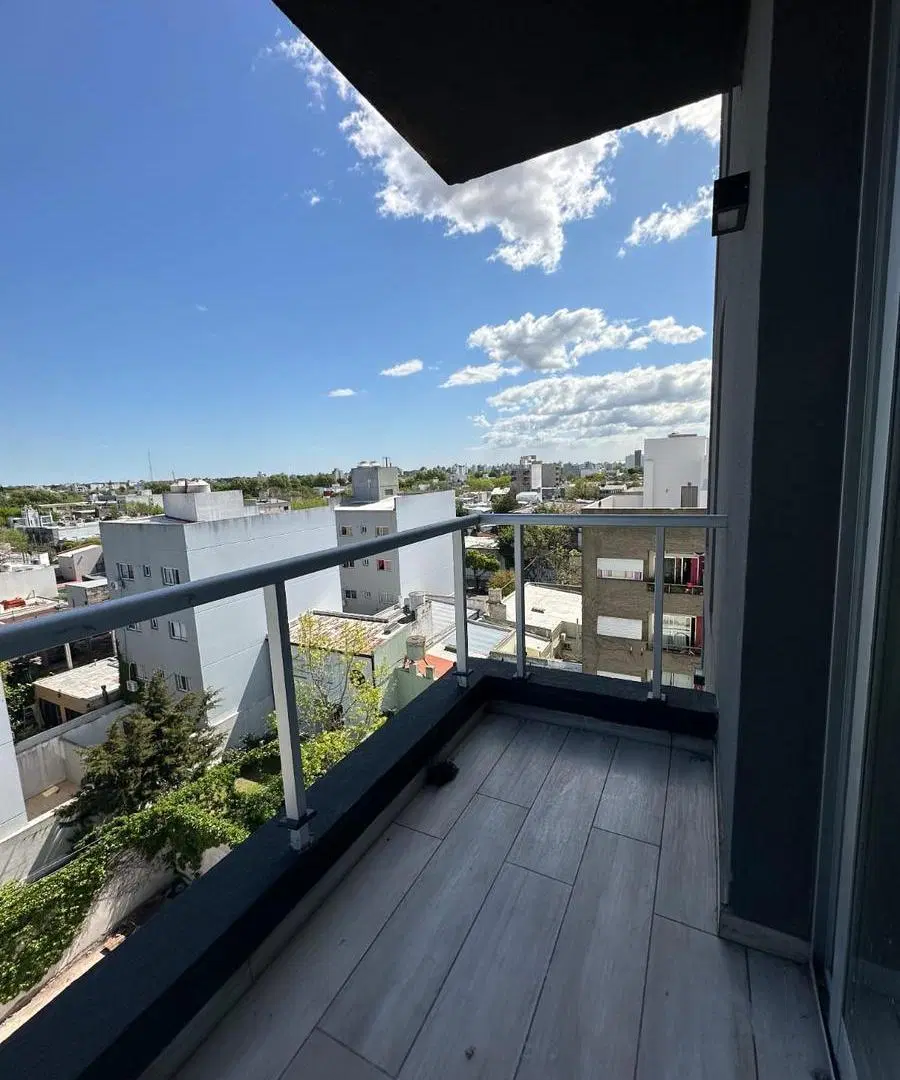 Departamento en venta en La Plata, un dormitorio. COCHERA. 8