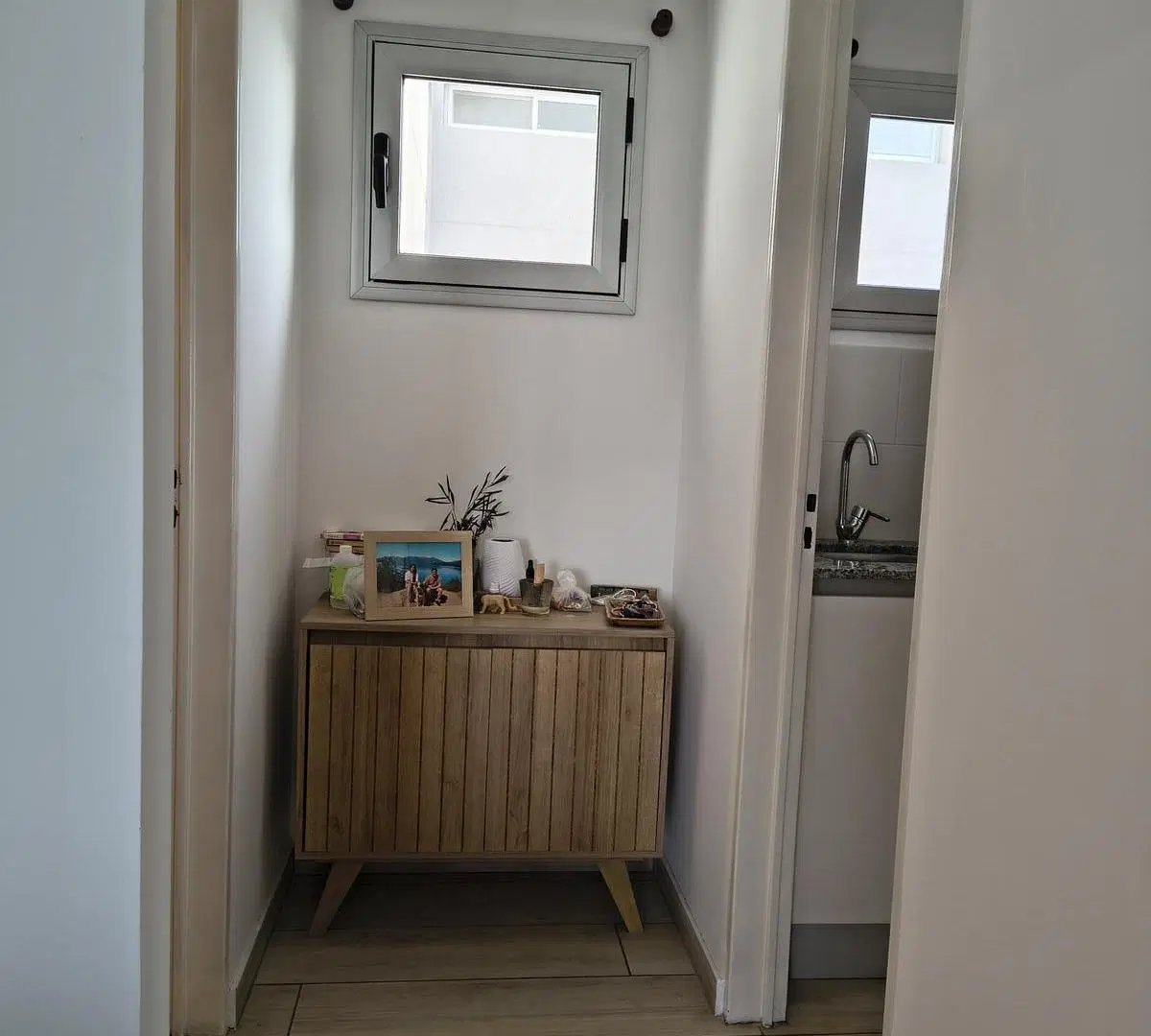 Departamento en  venta en La Plata, dos dormitorios con cochera cubierta. 4