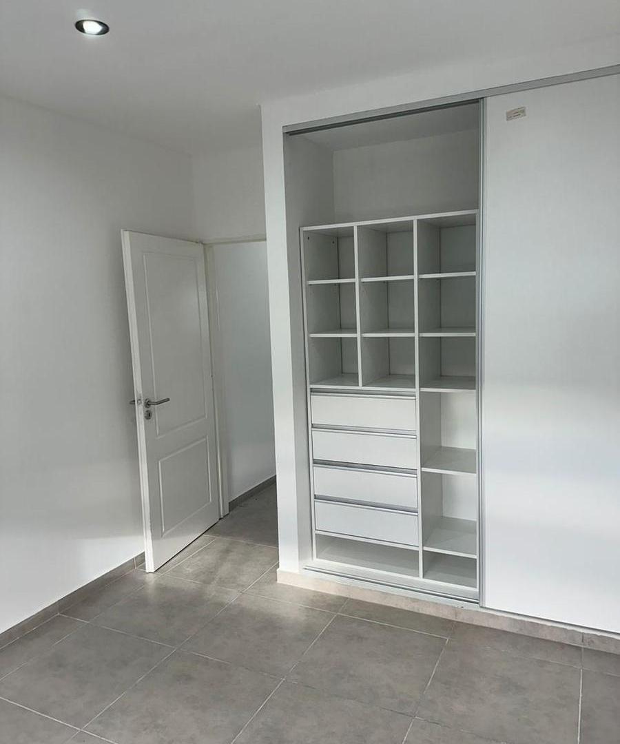 Foto de Departamento en Alquiler en BERISSO calle 4 e/ 128 y 129, un dormitorio., imagen 2