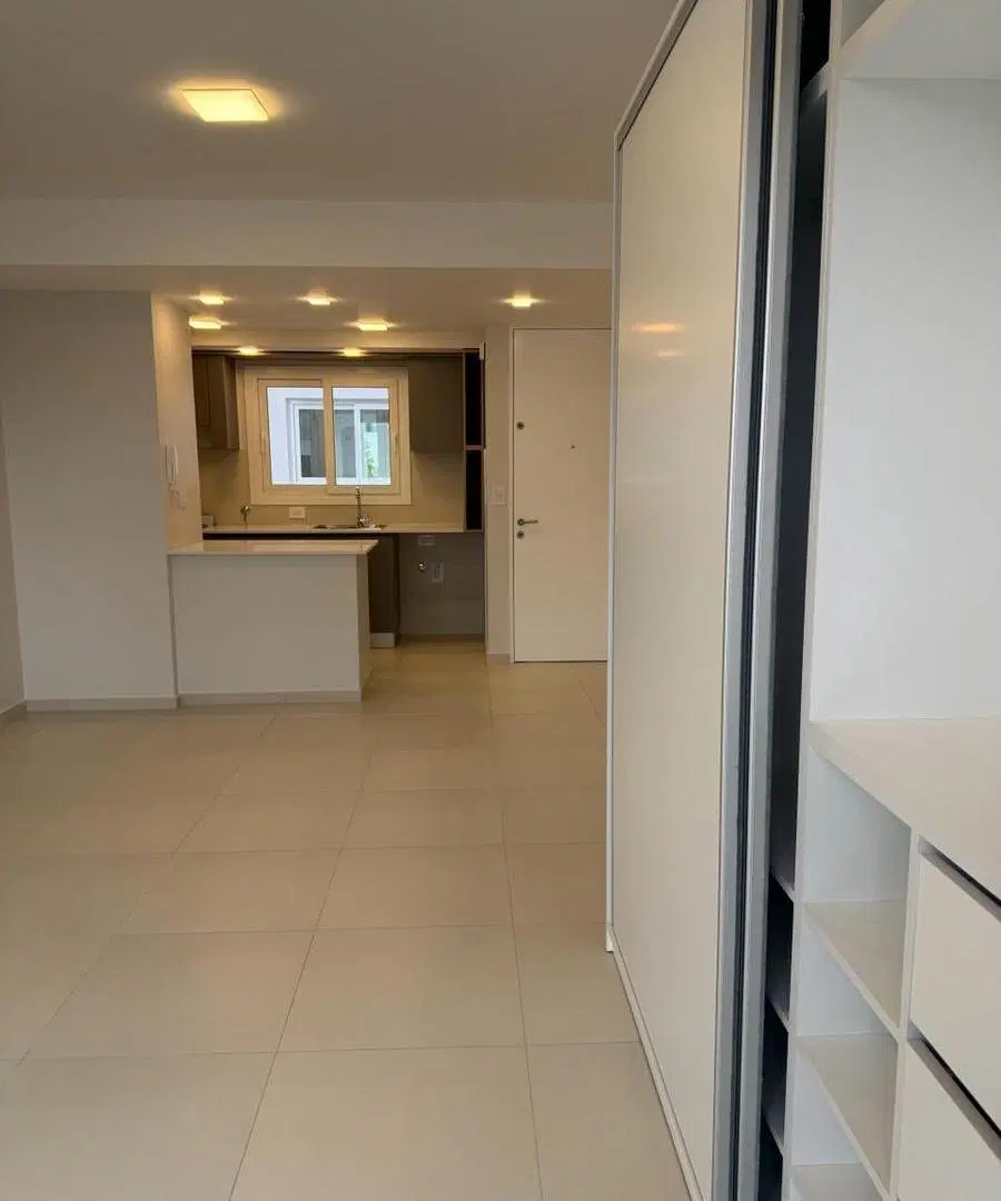 Departamento en VENTA en La Plata. monoambiente. 8