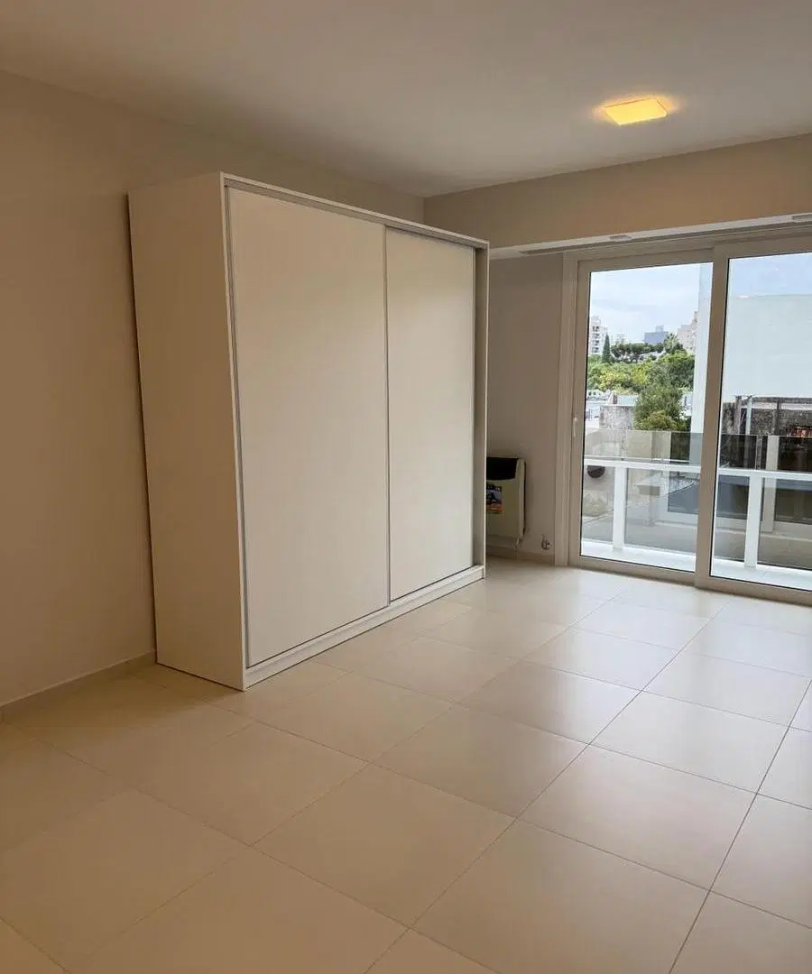 Departamento en VENTA en La Plata. monoambiente. 3