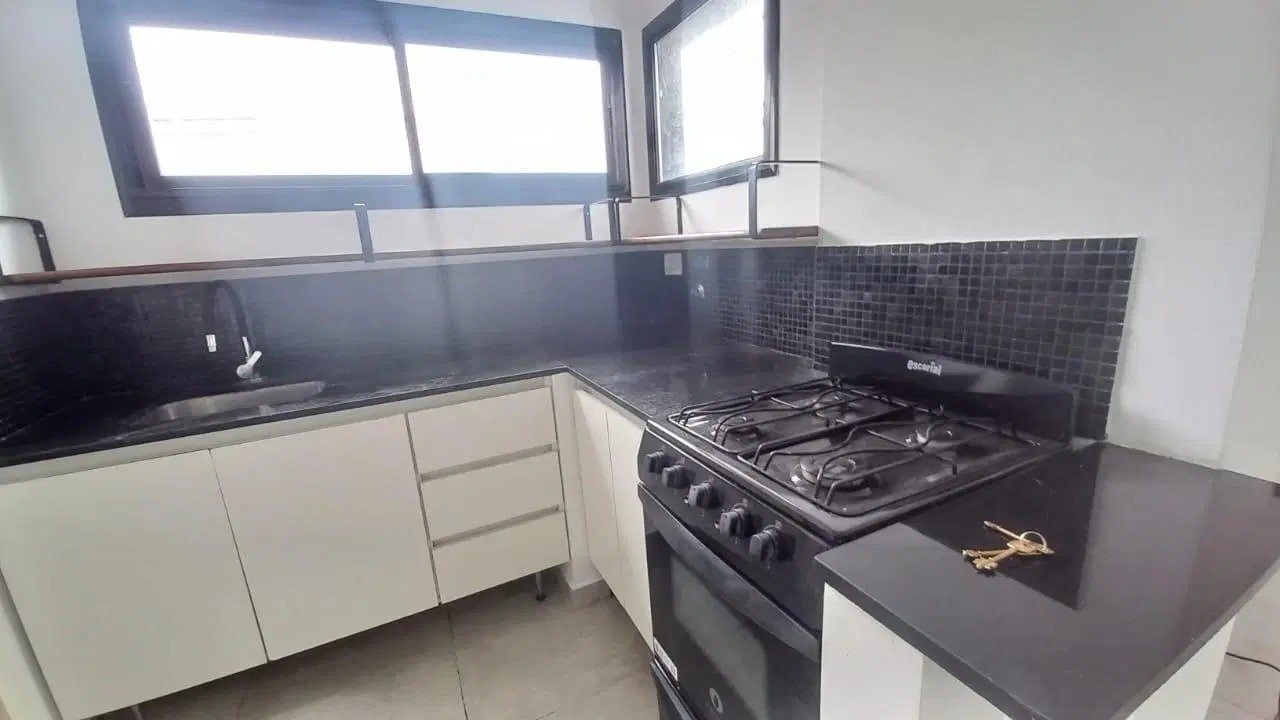Departamento en Alquiler en la Plata. monoambiente. 5