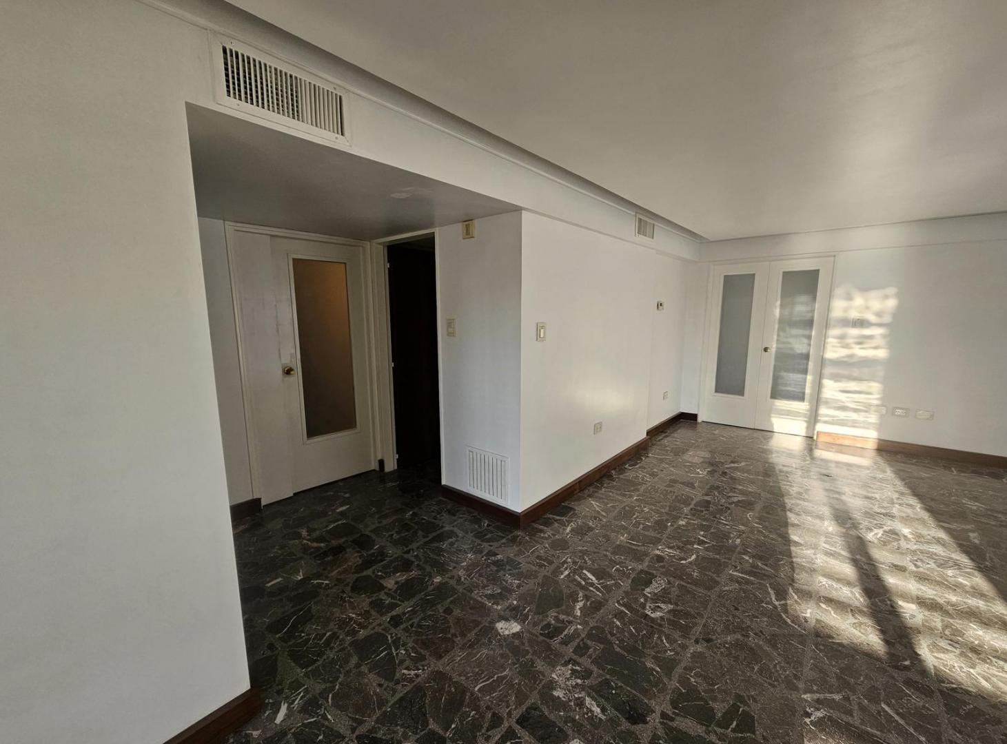 Foto de Departamento de categoría en Alquiler, imagen 5