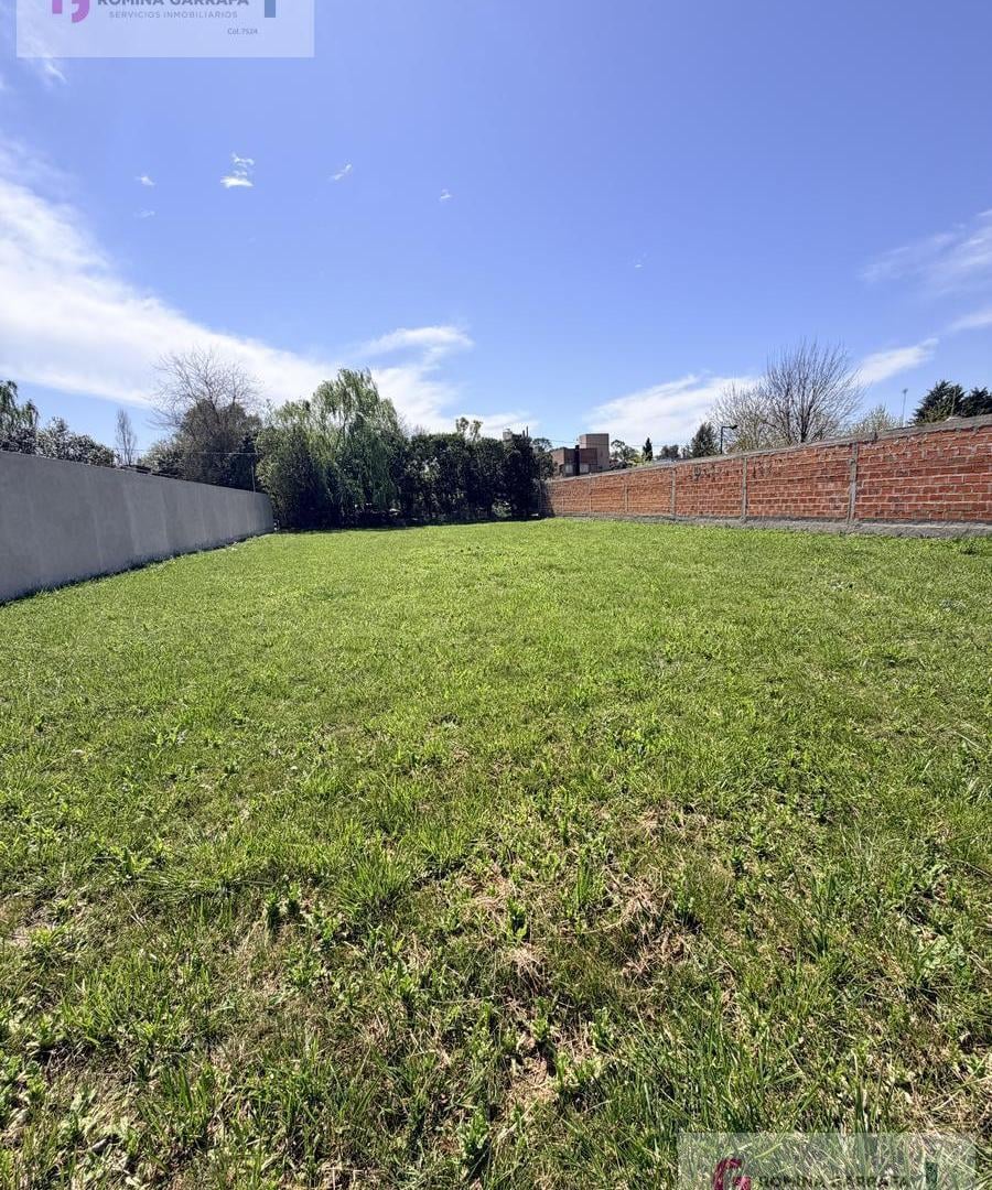 Foto de Terreno en venta en calle 136 e/ 472 y cortada, City Bell, imagen 1