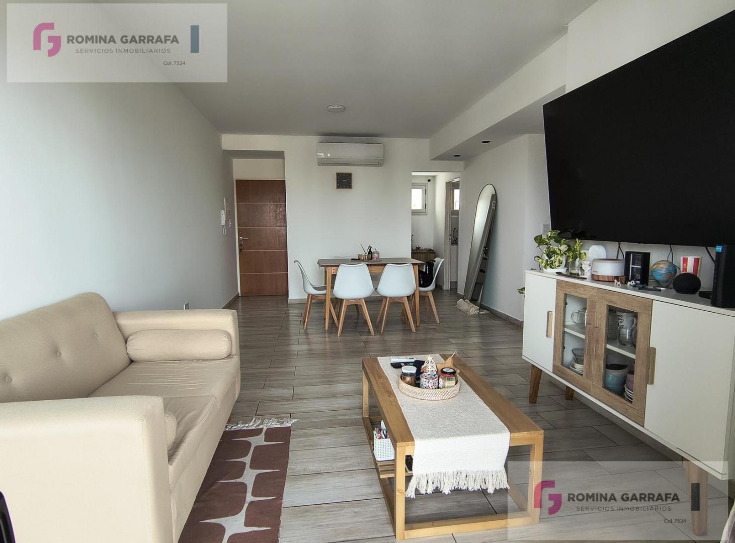 Foto de Departamento en venta en La Plata, dos dormitorios con cochera cubierta., imagen 3
