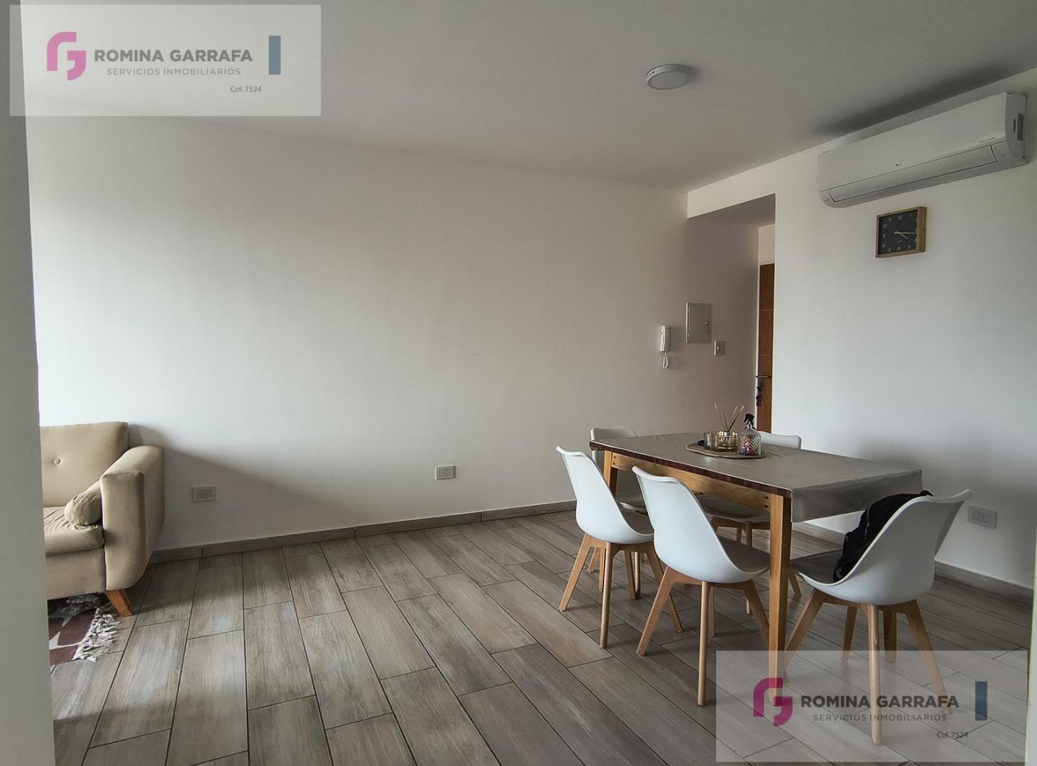 Foto de Departamento en venta en La Plata, dos dormitorios con cochera cubierta., imagen 2