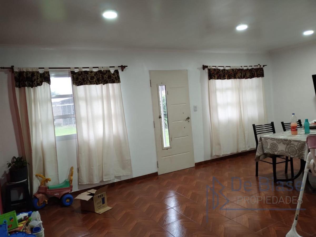 Foto de CASA EN VENTA EN BANFIELD, imagen 3