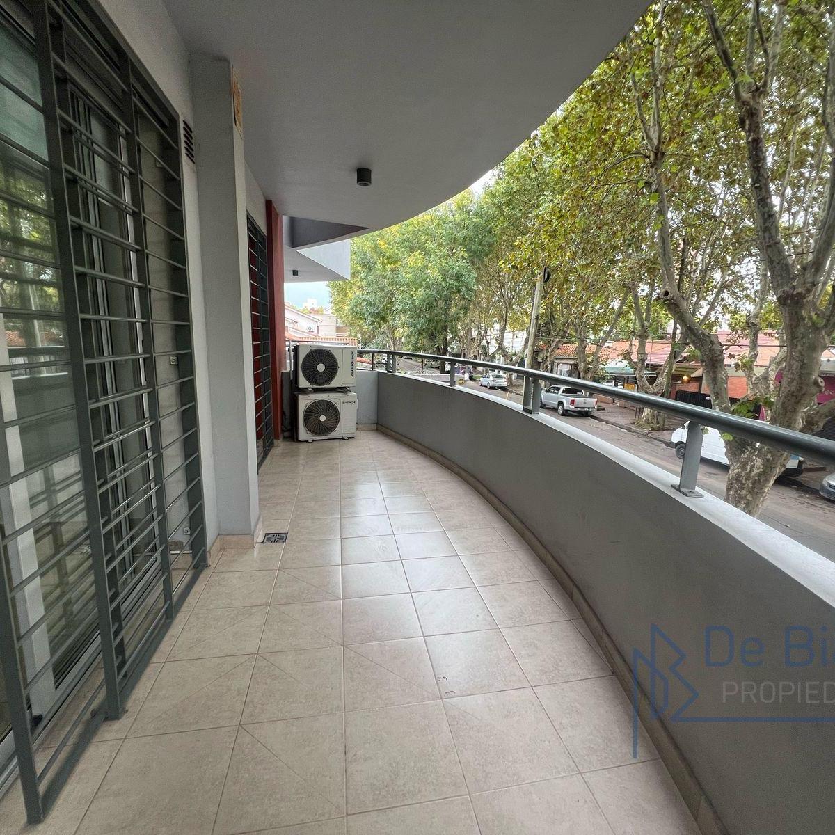 Foto de HERMOSO DEPARTAMENTO DOS AMBIENTES EN VENTA - MONTE GRANDE, imagen 2
