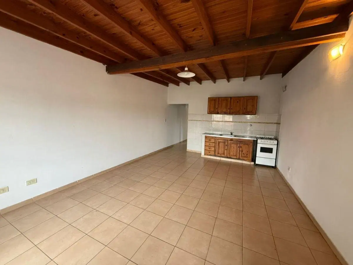 Departamento dos ambientes en alquiler - Monte Grande 4