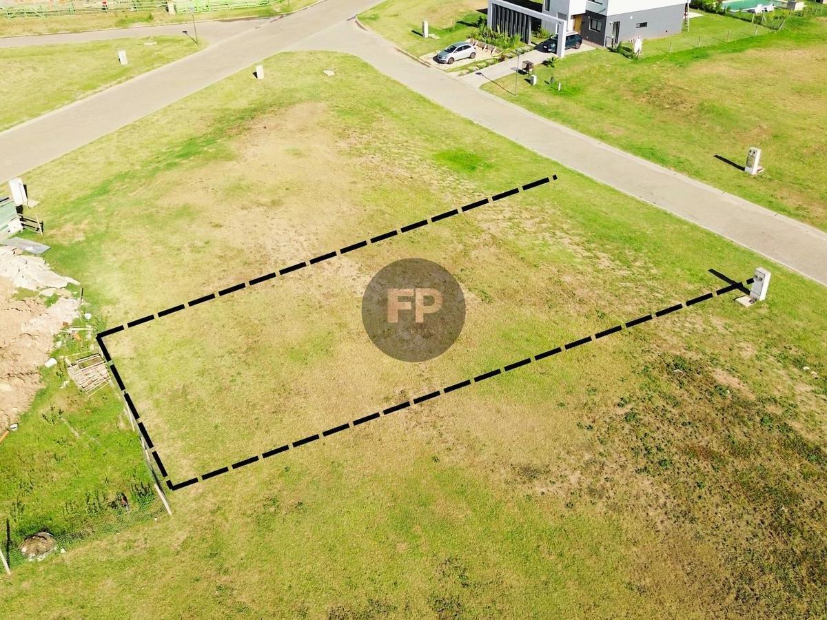 LOTE EN VENTA EN SANTA CLARA AL SUR CANNING SAN VICENTE INTERNO