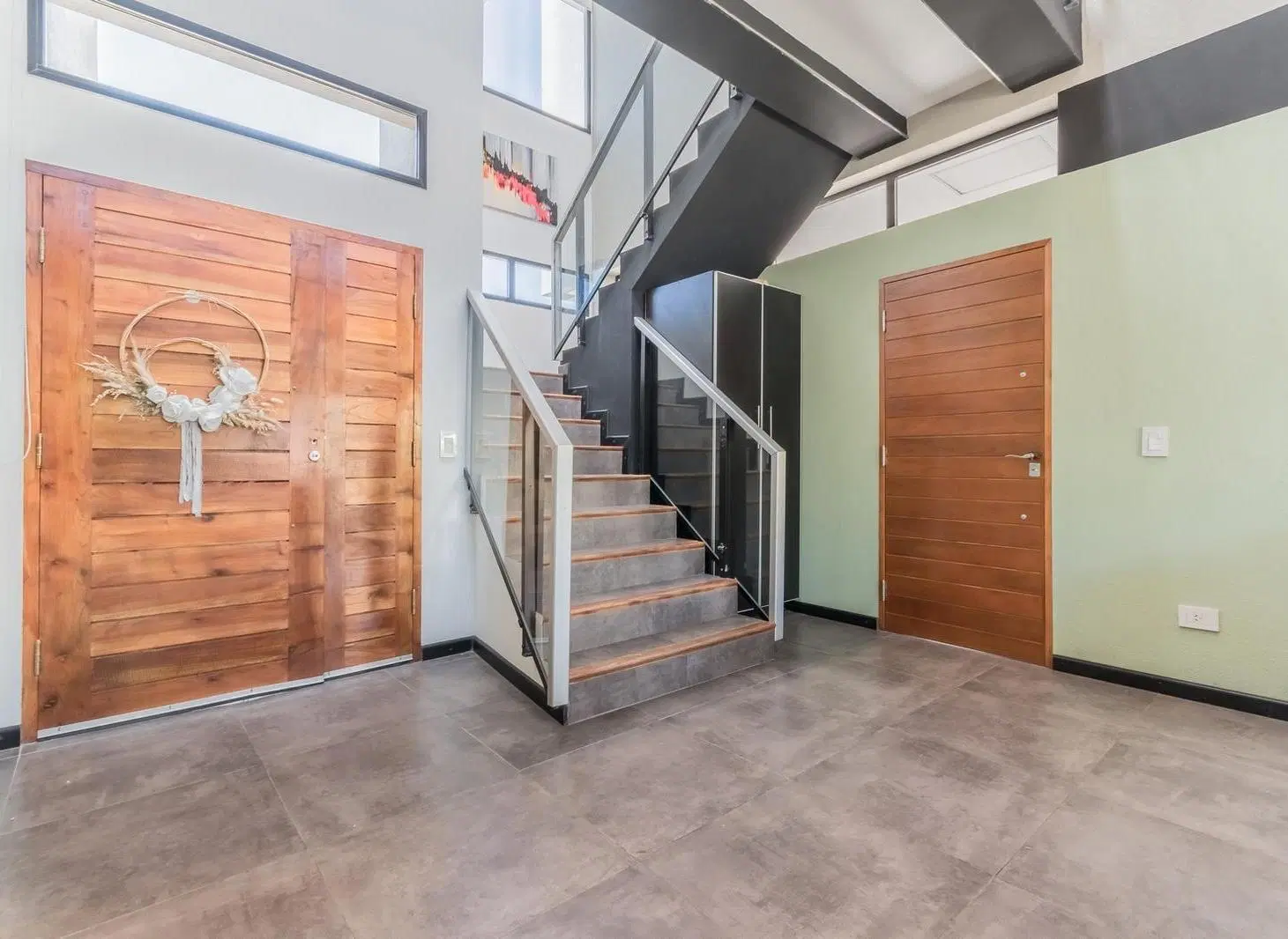 CASA 5 AMBIENTES EN VENTA BOSQUES DE SAN VICENTE CON PISCINA 4