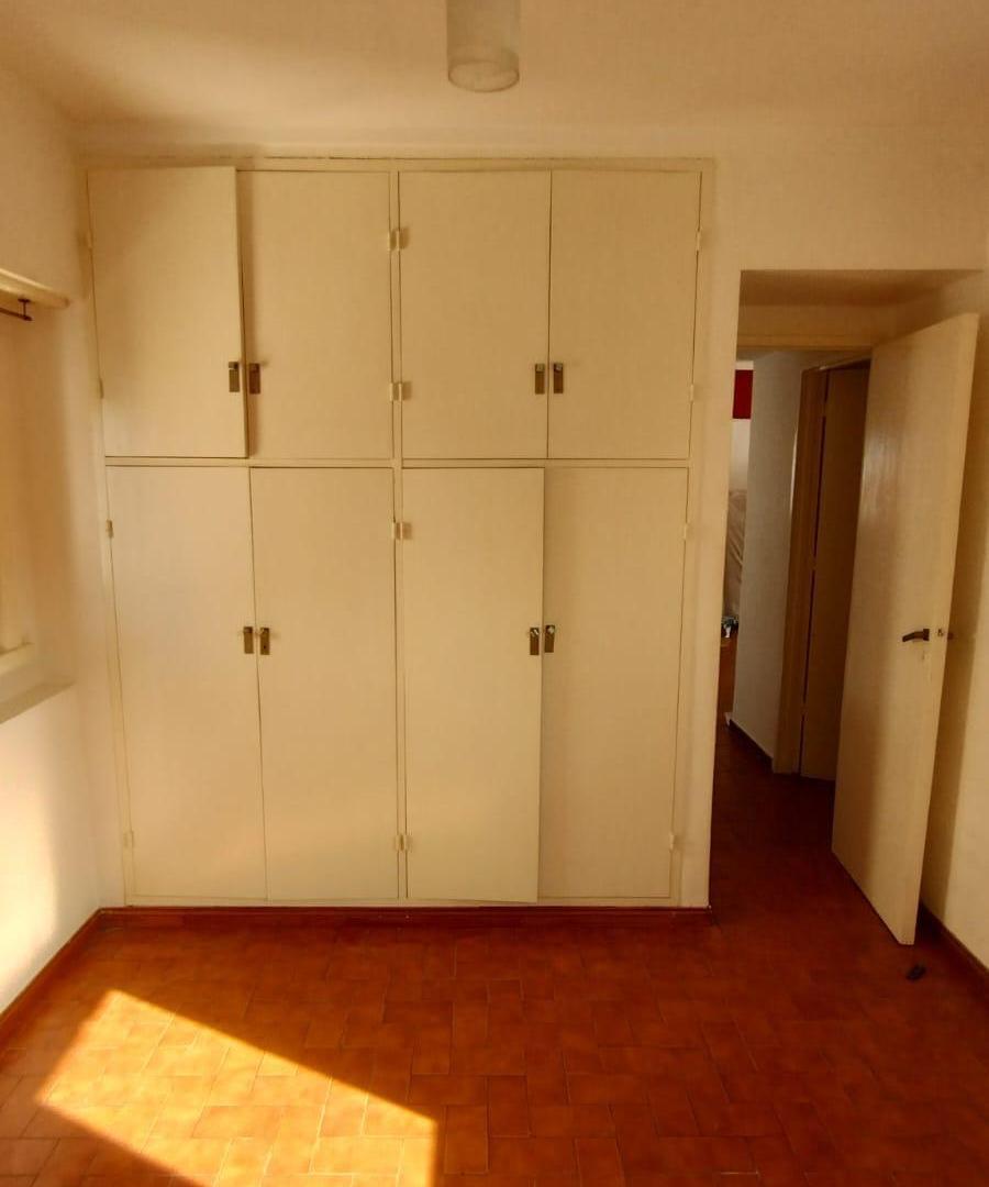 Foto de Piso 10 con Terraza Privada de 80 m² y Vista Panorámica – Frente al, imagen 2